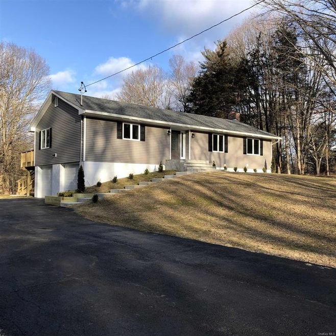 17 Pilgrims Progress Rd, Rhinebeck, NY 12572 - photo 1