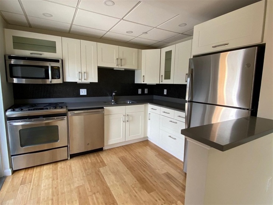 1008 Massachusetts Ave unit 609, Cambridge, MA 02138 - photo 1