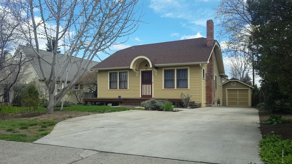 201 N 25th Ave