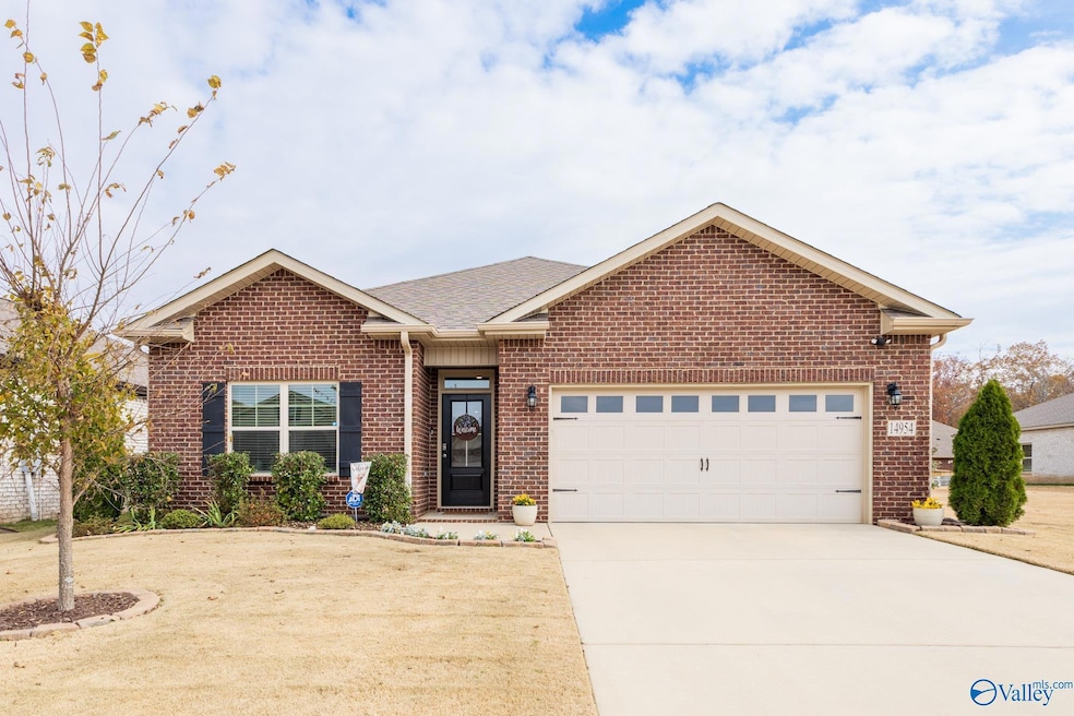 14954 Westmeade Ln, Athens, AL 35613 - photo 1