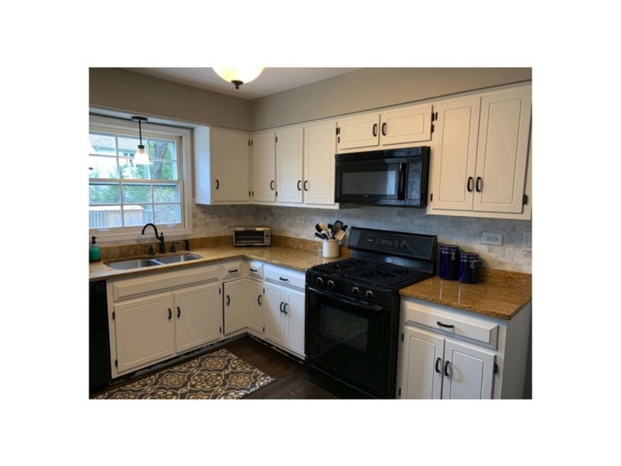 2159 Westwind Ct, Naperville, IL 60565 - photo 1