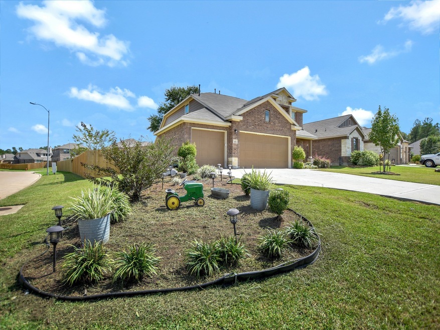 103 Carriage Ct, Magnolia, TX 77354 - photo 1