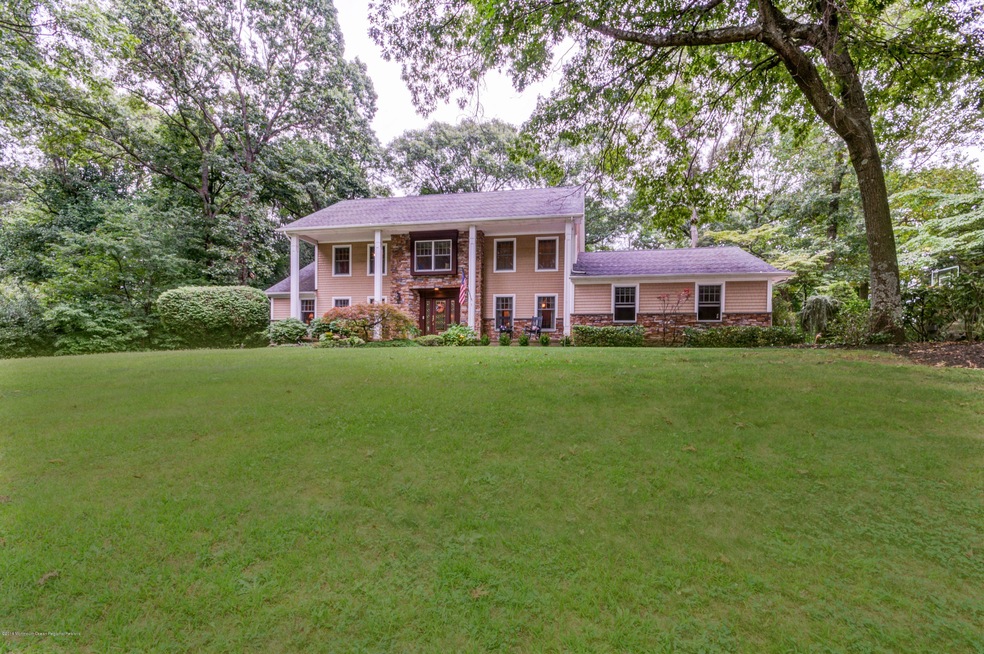 STATELY COLONIAL