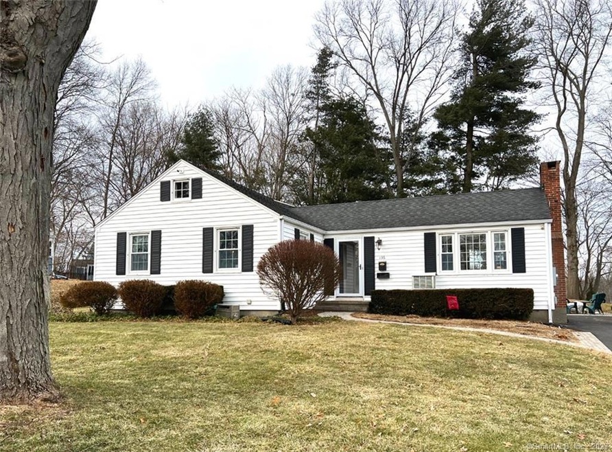 136 Goodale Dr, Newington, CT 06111 - photo 1