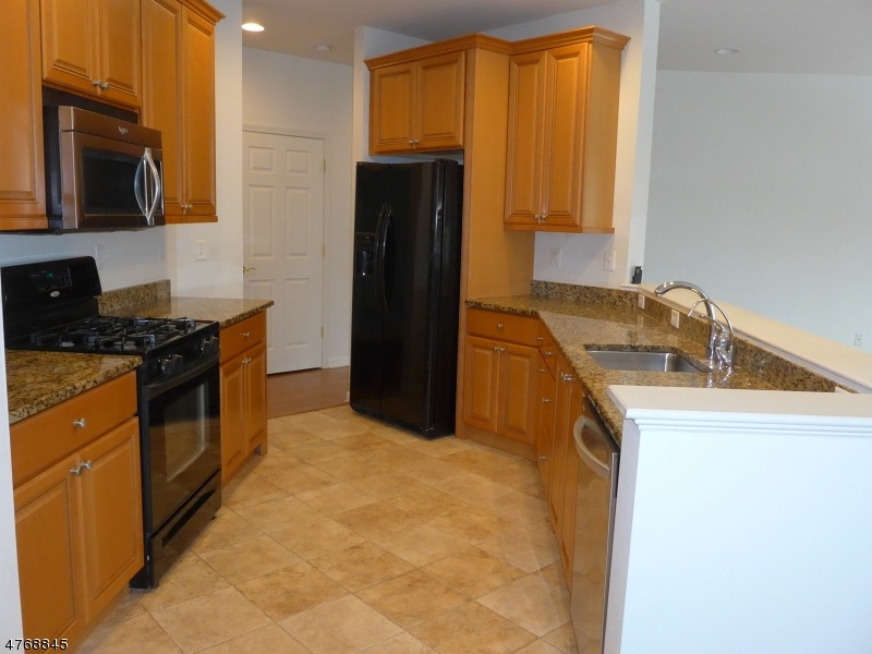 70 Ridgeview Ln, Mount Arlington, NJ 07856 - photo 1