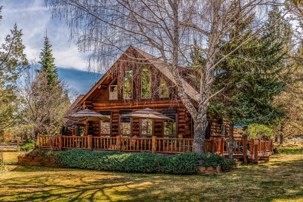 60627 Bozeman Trail, Bend