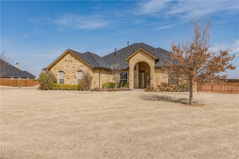 12900 Big Sky Dr, Edmond, OK 73025 - photo 1