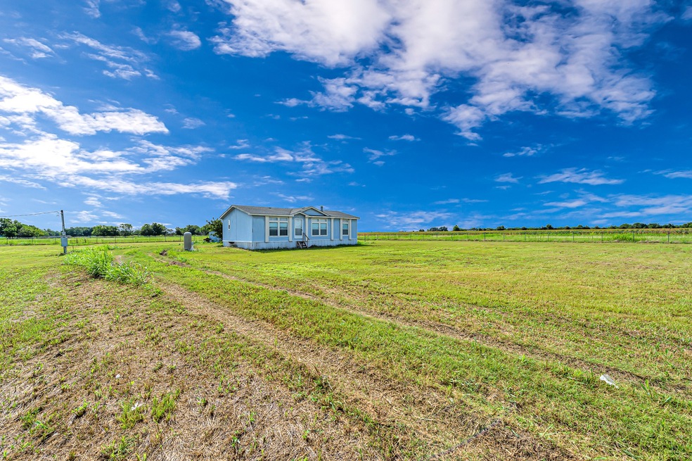 5220 Behrens Rd, East Bernard, TX 77435 - photo 1