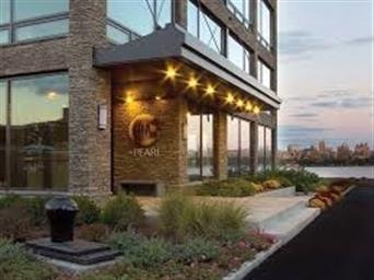 The Pearl unit 401, Edgewater, NJ 07020 - photo 1