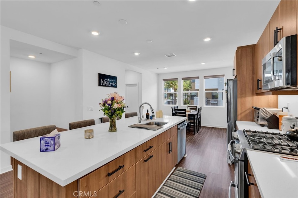 For Sale $969,888 • Co-Listing Agent