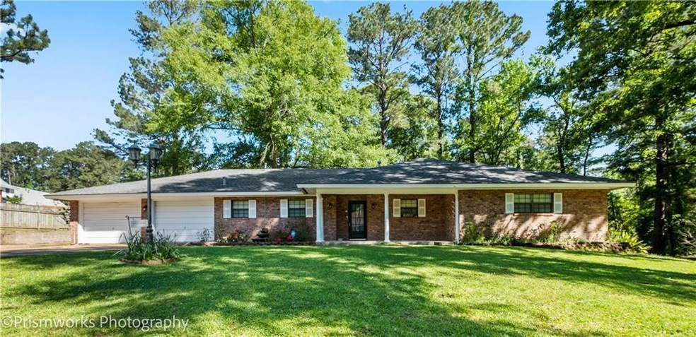 109 Jasmine Dr, Pineville, LA 71360 - photo 1