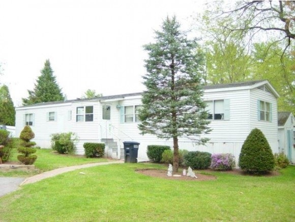 21 Queens Ln, Epsom, NH 03234 - photo 1