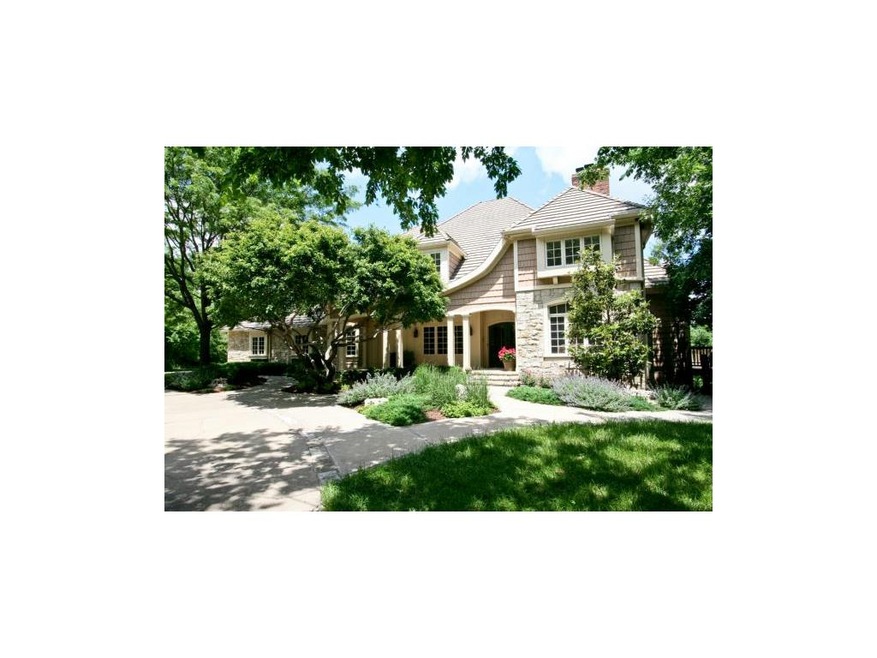 8141 Woodland Dr, Lenexa, KS 66220 - photo 1