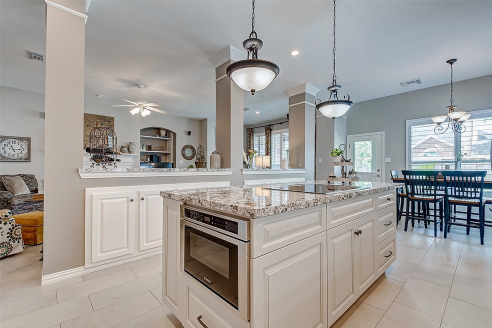 One last view of the kitchen.  A microwave drawer and see the cabinets under the divider - more storage.  The top of the divider is also the new granite to match the kitchen.  More room for holiday meals.