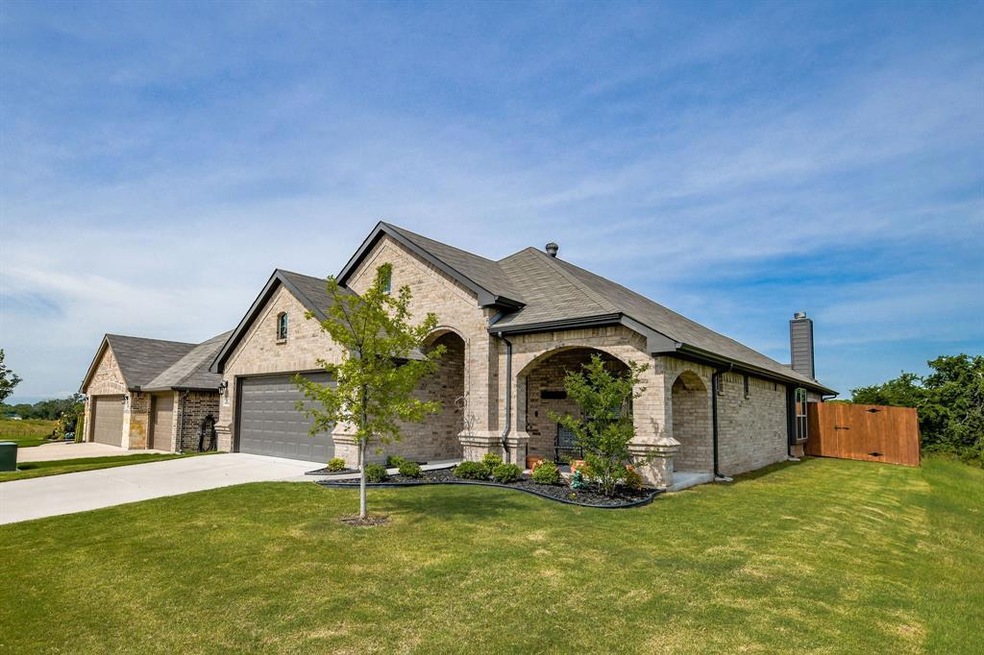 2564 Doe Run, Weatherford, TX 76087 - photo 1