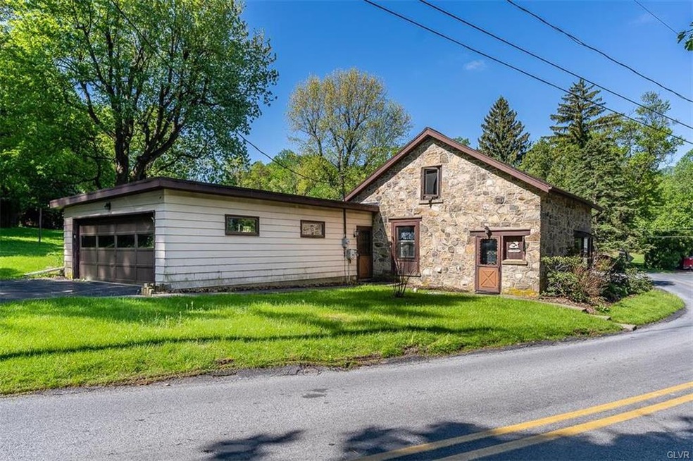 4172 Mill Rd, Emmaus, PA 18049 - photo 1