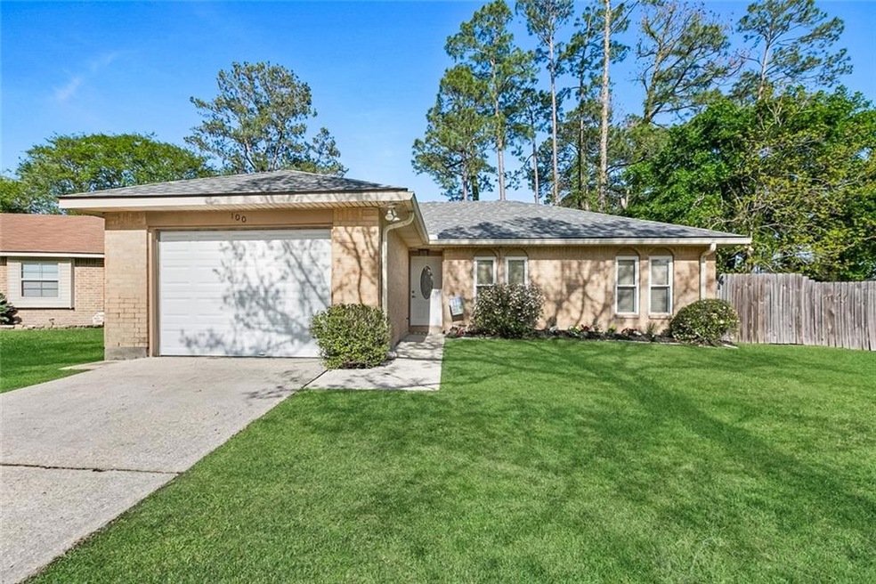 Welcome to 100 Foxcroft Drive!!