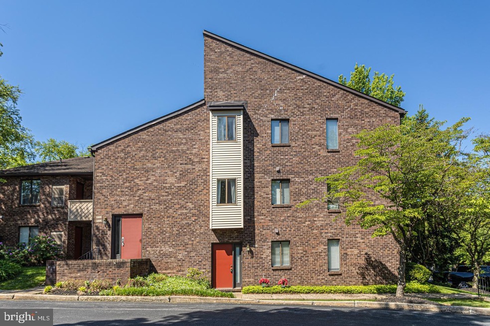 1201 Mountainview Dr unit 1201, Chesterbrook, PA 19087 - photo 1