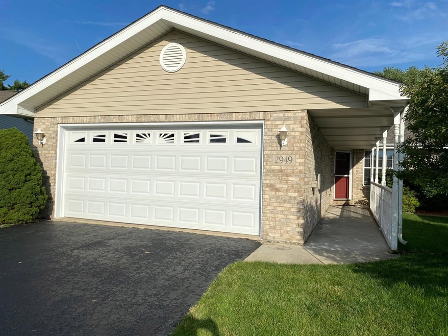 2949 Freedom Cir, Crown Point, IN 46307 - photo 1