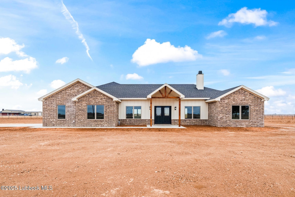 Under Contract $404,900 • Co-Listing Agent
