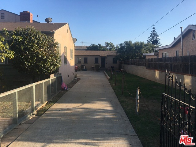 4230 W 101st St, Inglewood, CA 90304 - photo 1