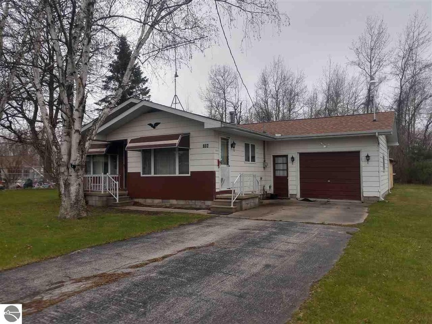 724 S Augres River Dr, Au Gres, MI 48703 - photo 1