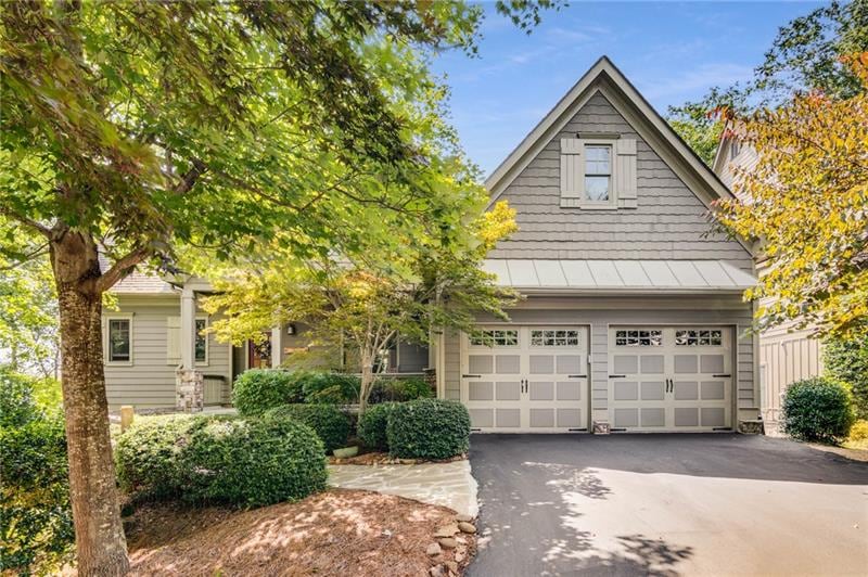 4 Bedroom 4.5 Bathrooms
