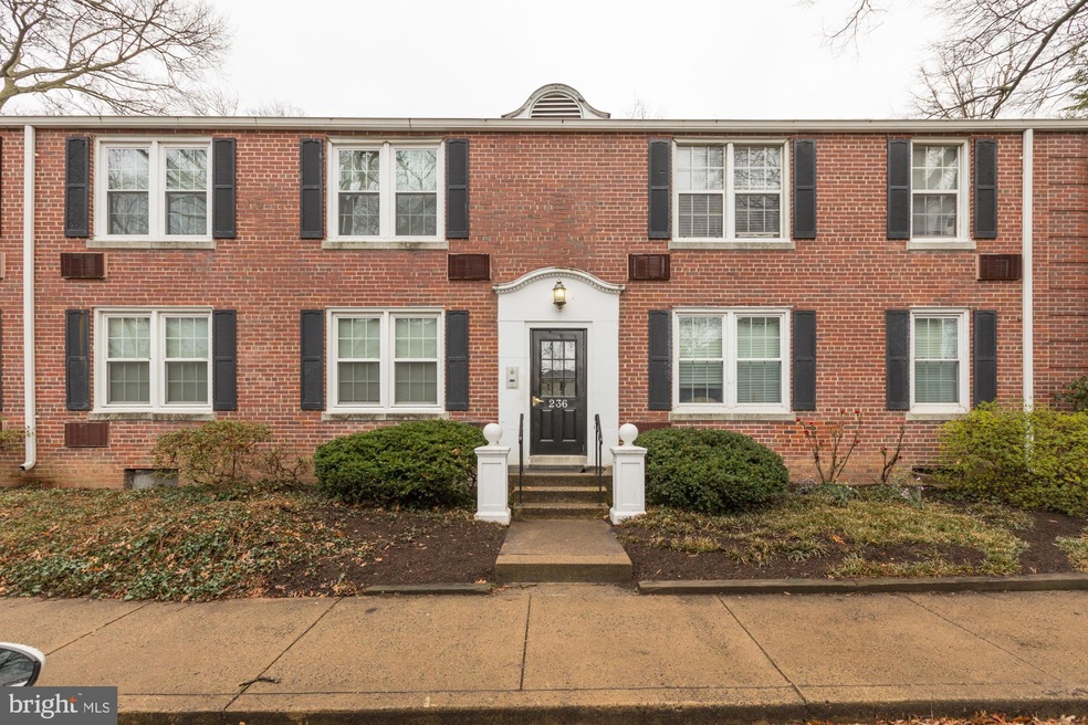 236 N Thomas St unit 2362, Arlington, VA 22203 - photo 1
