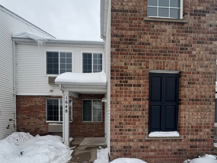 1648 Mcclure Rd unit 814, Aurora, IL 60505 - photo 1