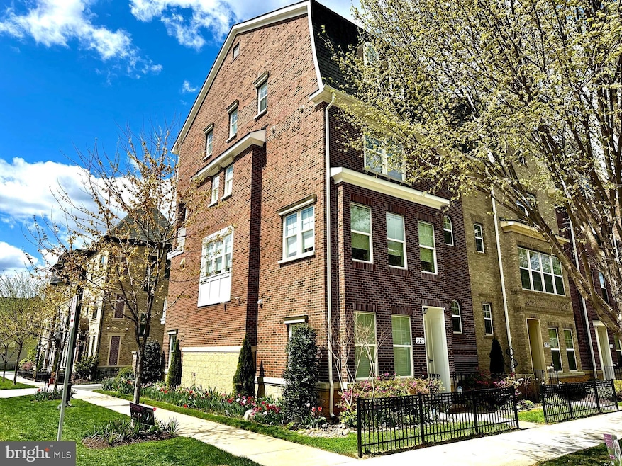 Sold $1,250,000 • Co-Listing Agent