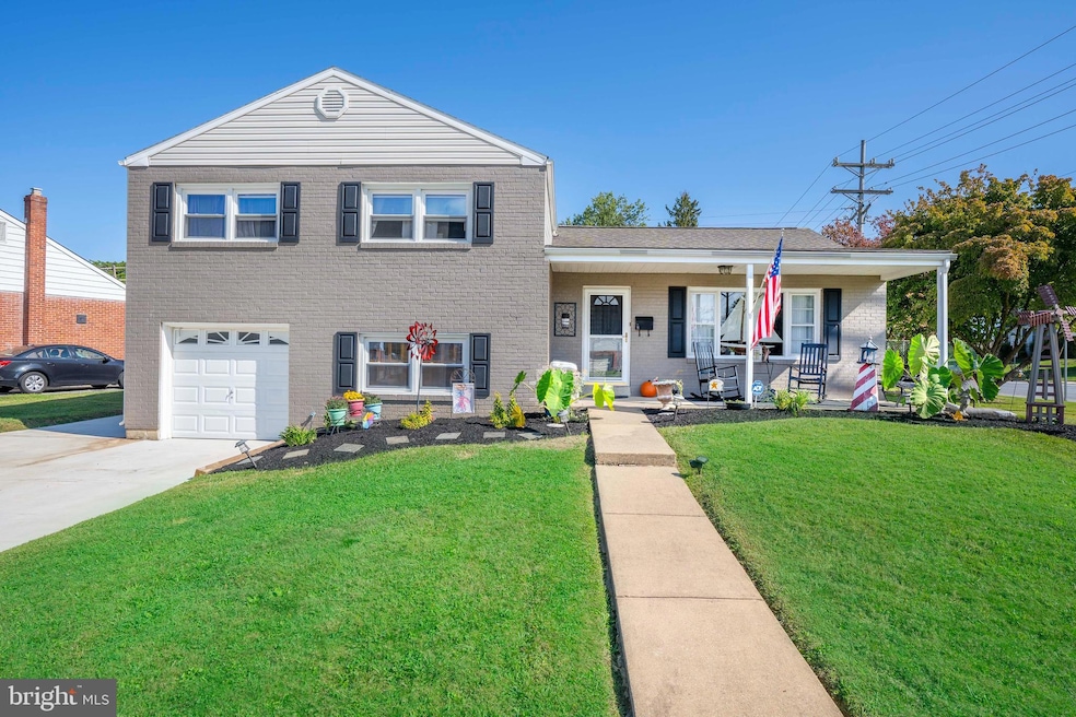 2200 Saint James Dr, Wilmington, DE 19808 - photo 1