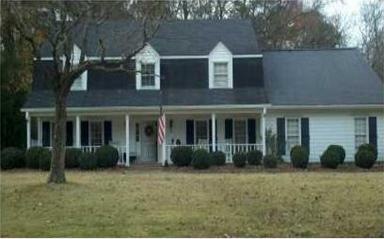 1645 Wood Thrush Way, Marietta, GA 30062 - photo 1