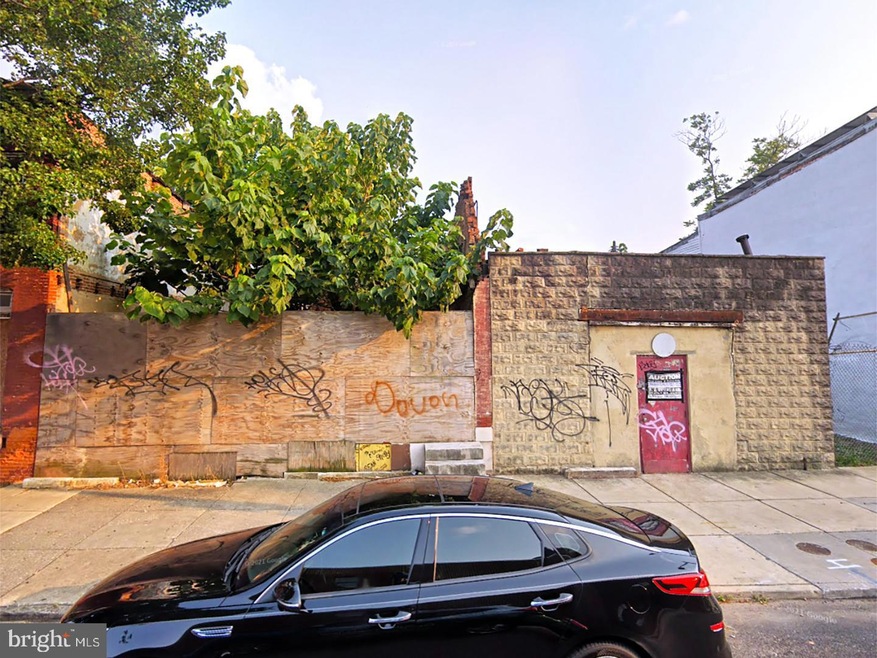 2247 Mcelderry St, Baltimore, MD 21205 - photo 1