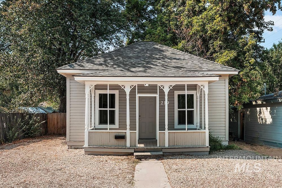 219 14th Ave N, Nampa, ID 83687 - photo 1