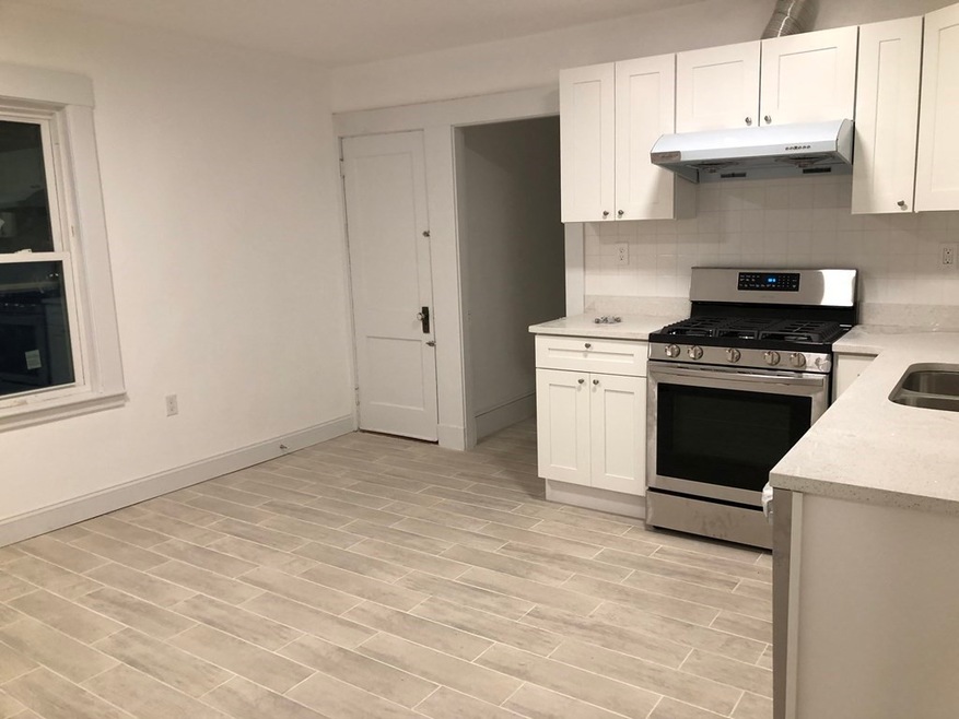 137 Safford St unit 1, Quincy, MA 02170 - photo 1