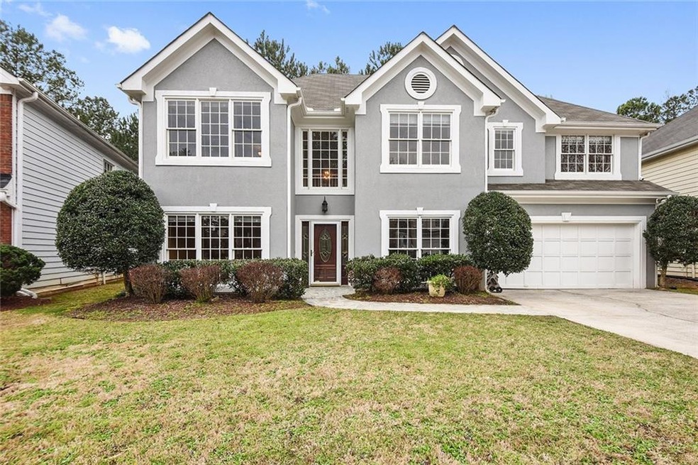 Welcome Home! 310 Landing entry Is Located In One 