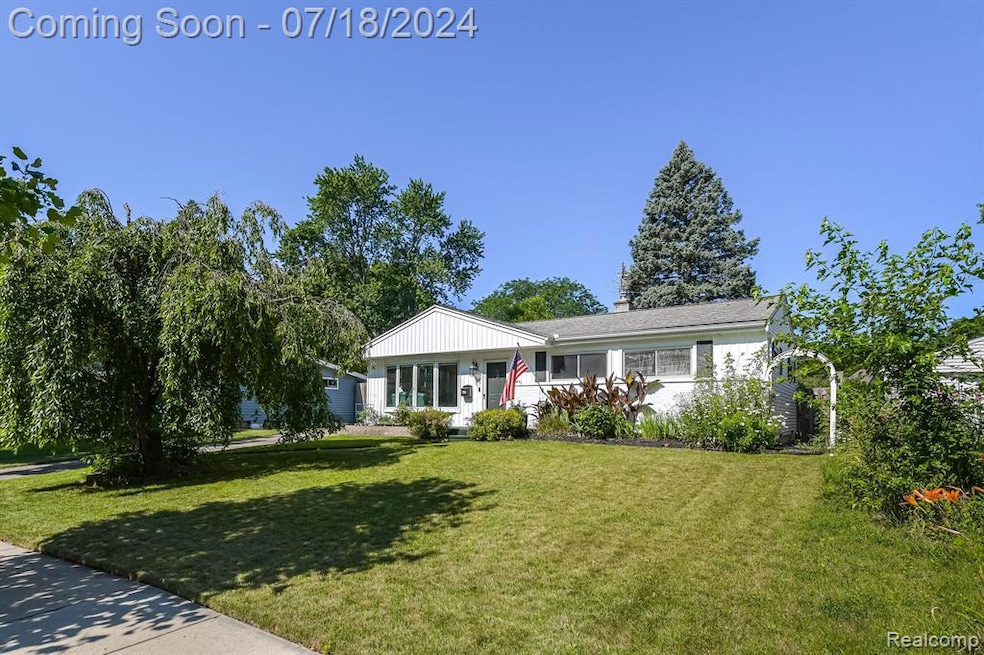 2724 Cranbrook Rd.