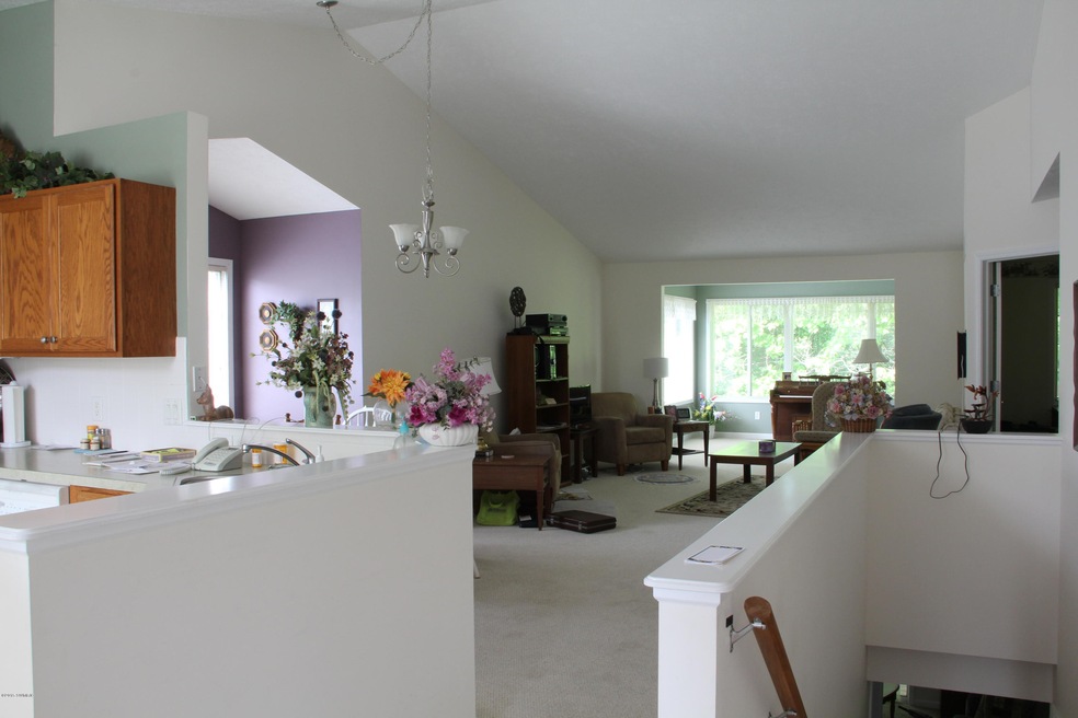 1765 Sanderling Ct NE unit 80, Grand Rapids, MI 49505 - photo 1