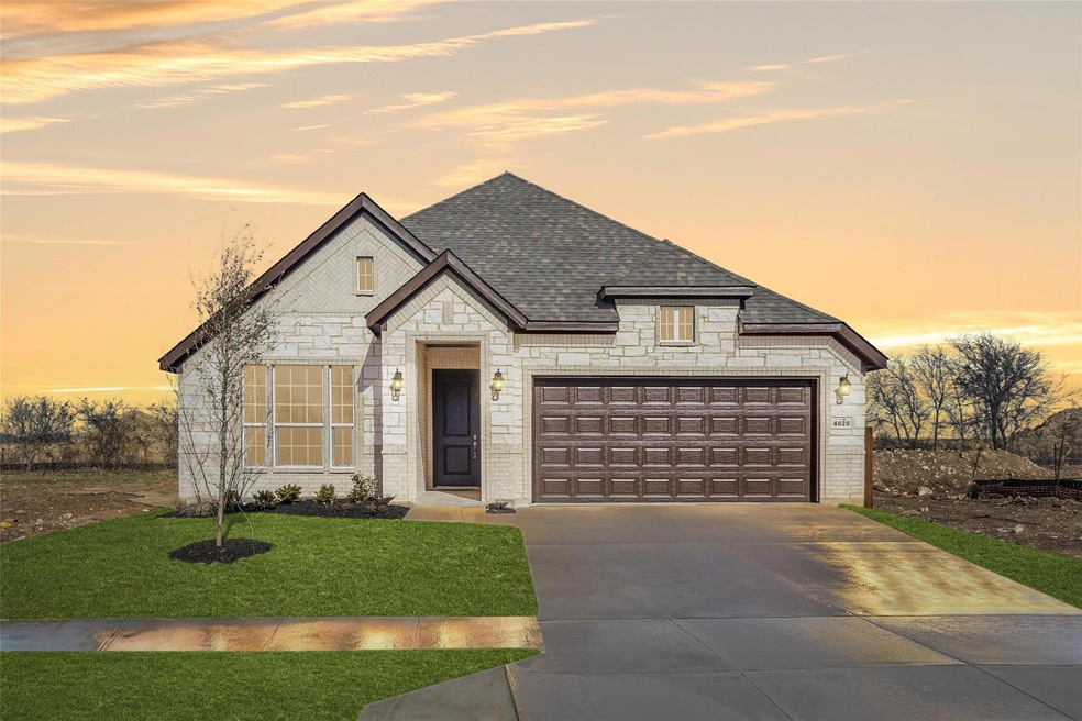 4628 Pentridge Dr, Crowley, TX 76036 - photo 1