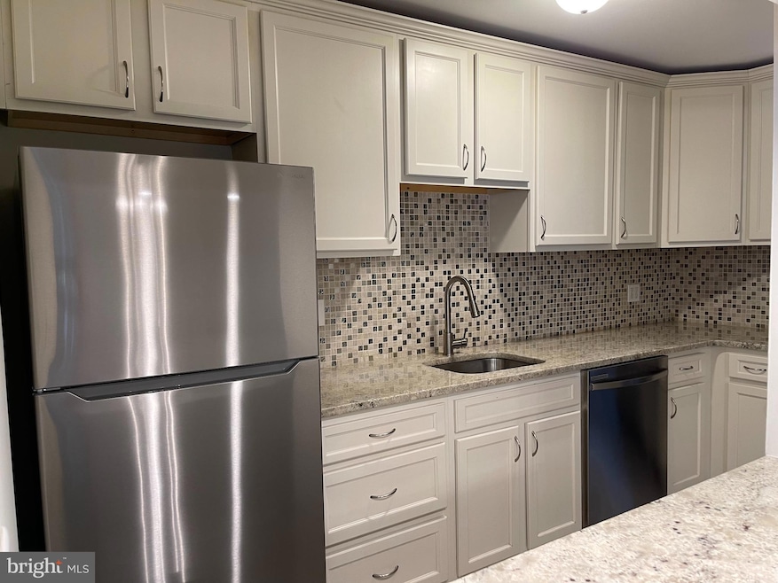 204 Cork Ln unit T2, Reisterstown, MD 21136 - photo 1