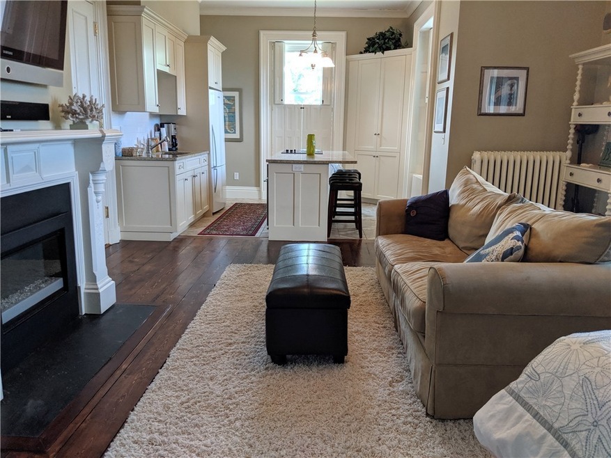 65 Merton Rd unit 3, Newport, RI 02840 - photo 1