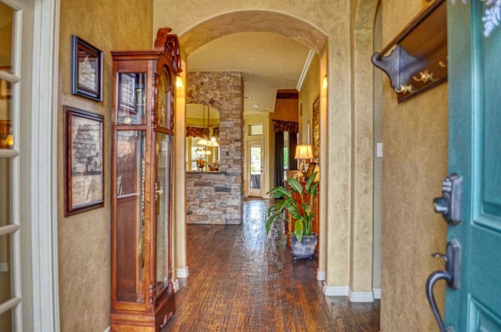 434 Mitchell Blvd, Weatherford, TX 76087 - photo 1