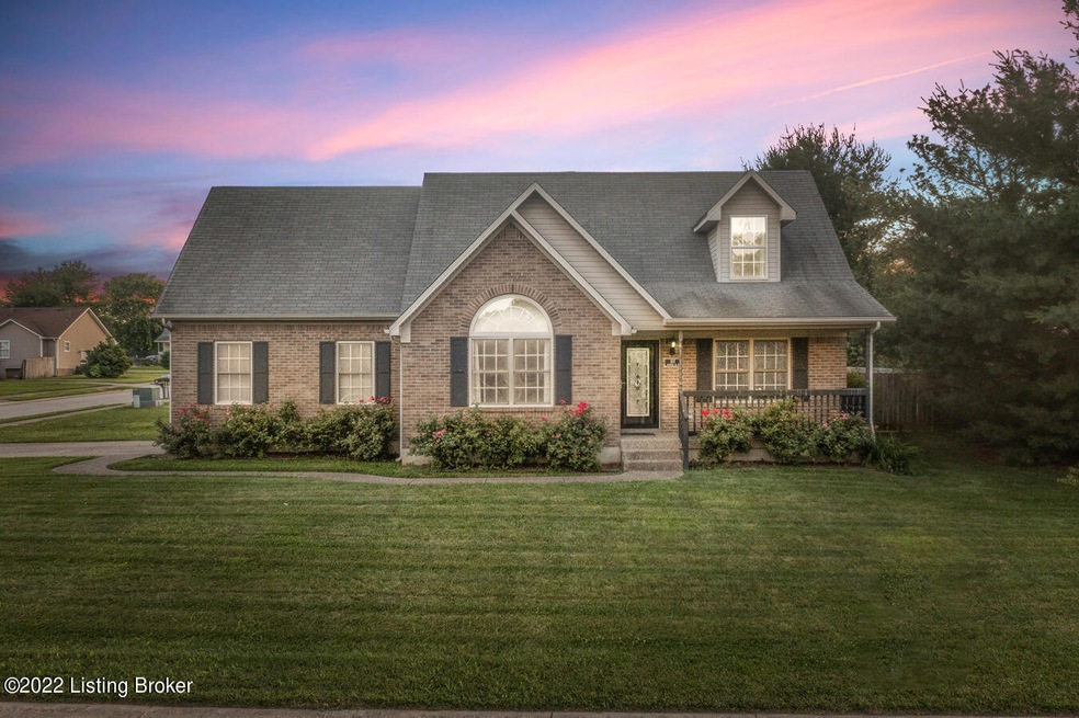 112 Aulbern Dr W, Mount Washington, KY 40047 - photo 1