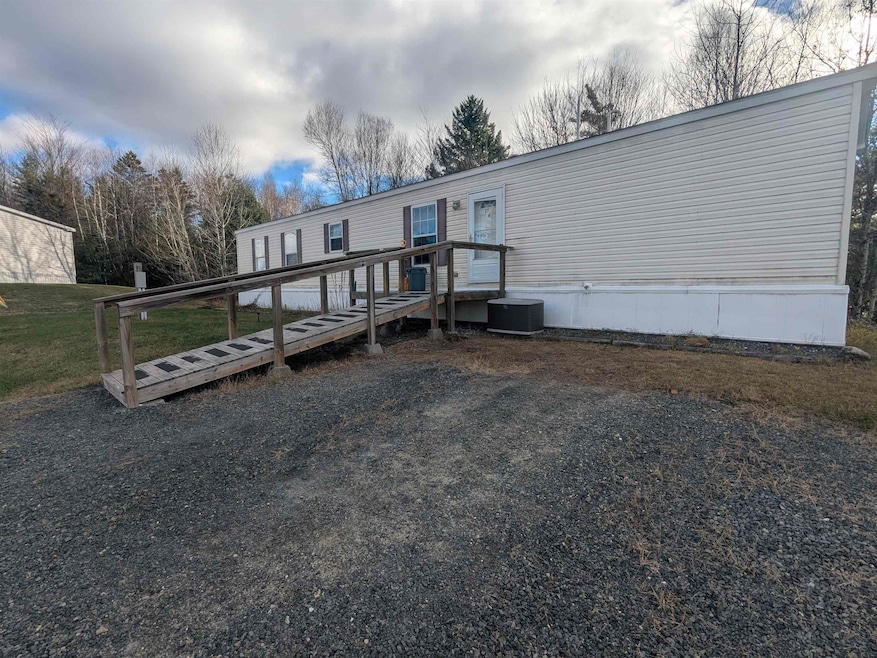 27 Lunar Dr, Canaan, NH 03741 - photo 1