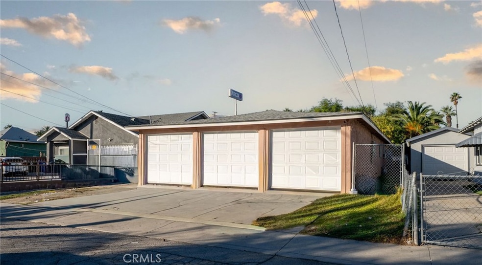 648 N Crescent Ave, San Bernardino, CA 92410 - photo 1