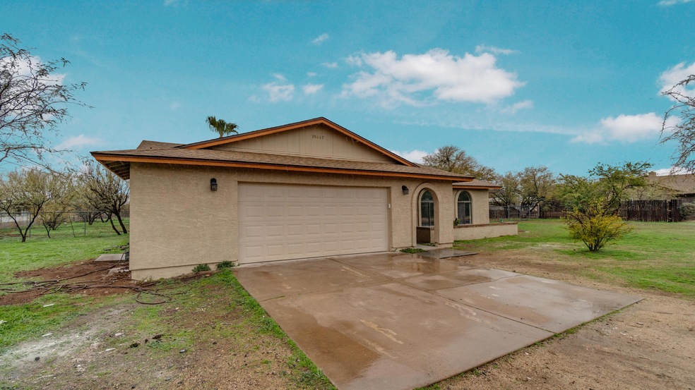 35671 N 7th St-1