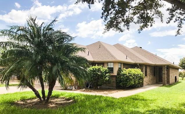 319 Rebecca Dr, Alamo, TX 78516 - photo 1