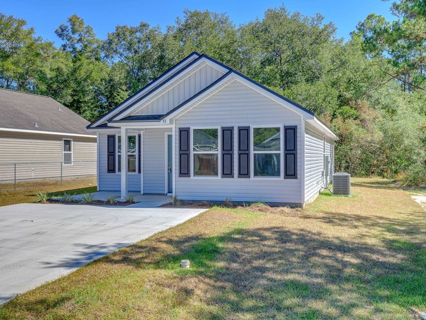 136 Lance Ln, Crawfordville, FL 32327 - photo 1