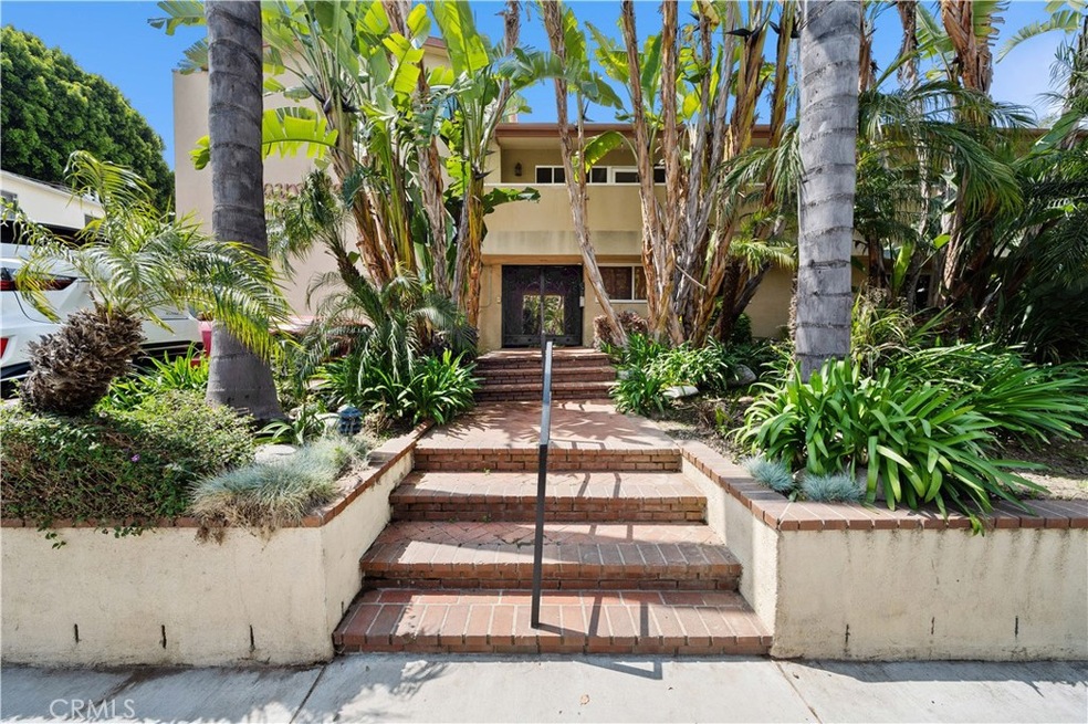 14934 Dickens St unit 14, Sherman Oaks, CA 91403 - photo 1