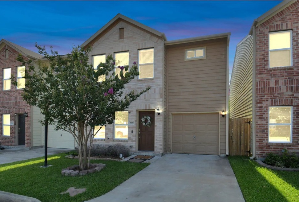 5116 Pinemont Place, Houston, TX 77092 - photo 1